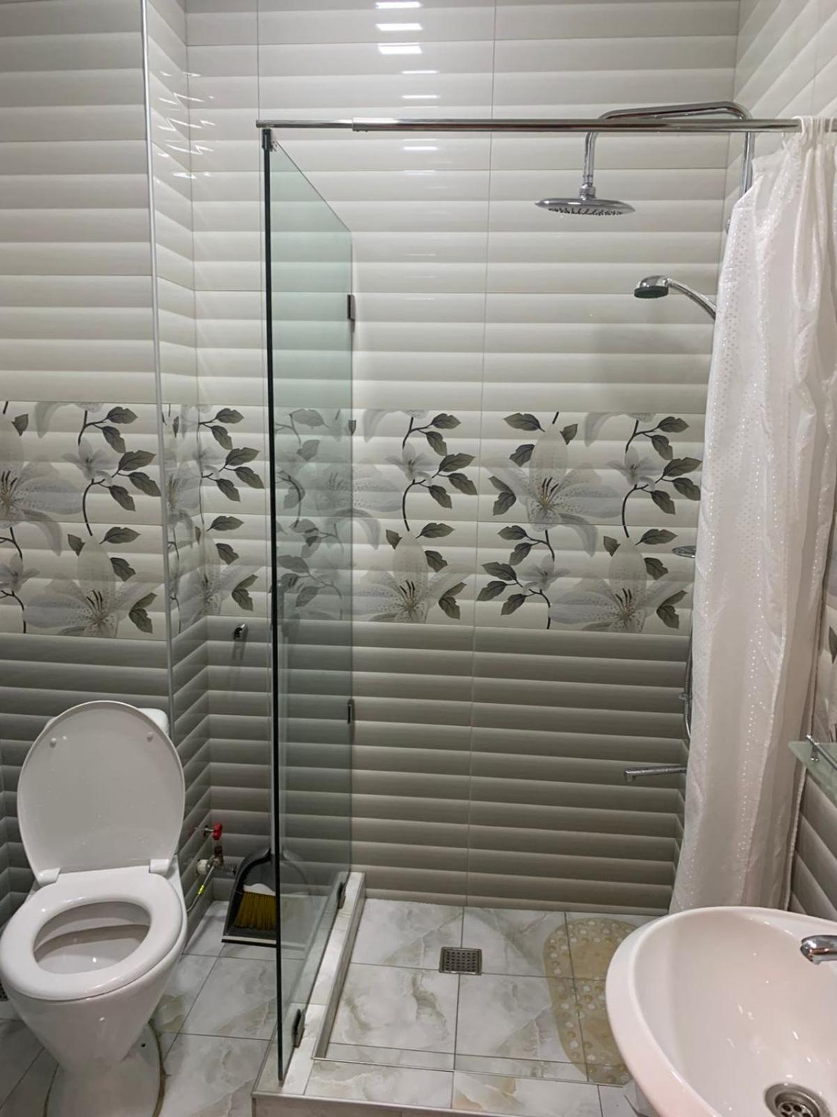 Apartment On L.Meskhishvili Turn ティビリシ エクステリア 写真
