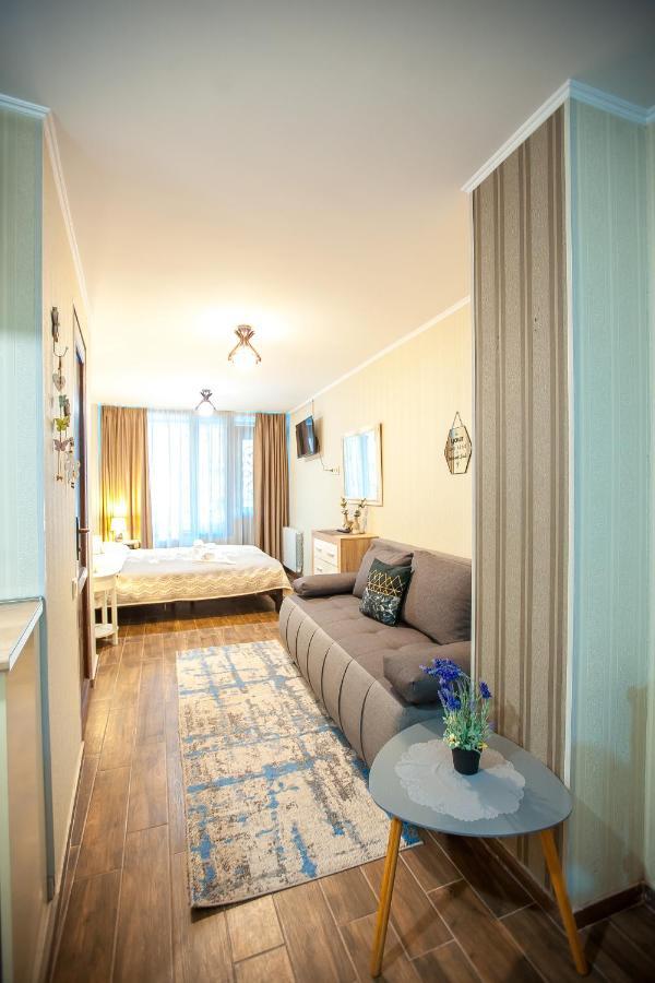 Apartment On L.Meskhishvili Turn ティビリシ エクステリア 写真