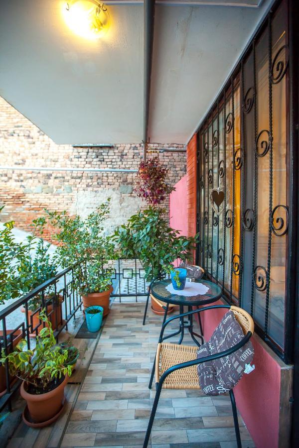 Apartment On L.Meskhishvili Turn ティビリシ エクステリア 写真